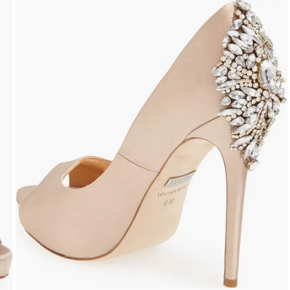 Brand new with tags Badgley Mischa Kiara heels